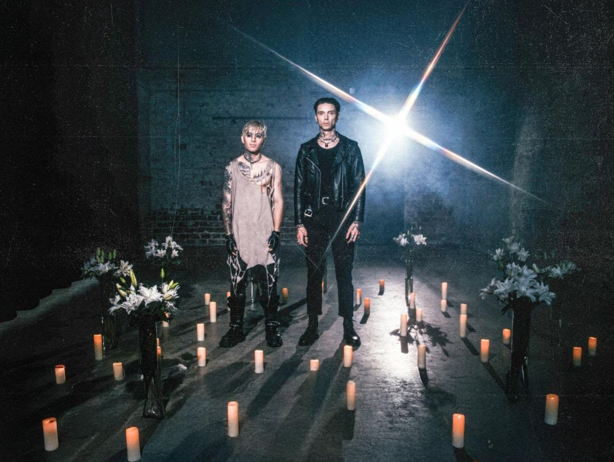 TX2 Announces Debut Album ‘END OF US’