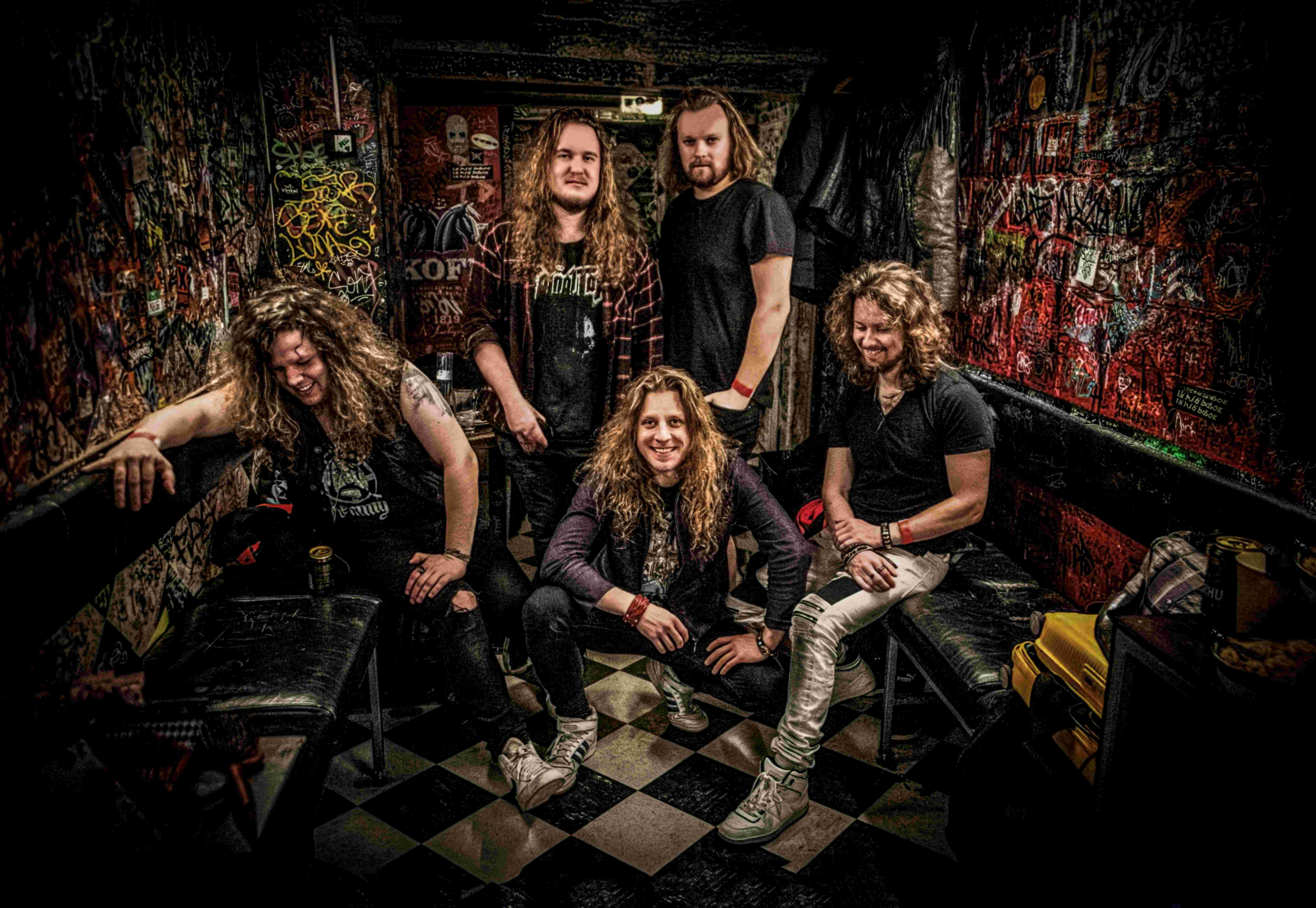 TEMPLE BALLS UNVEIL NEW SINGLE “TOKYO LOVE”