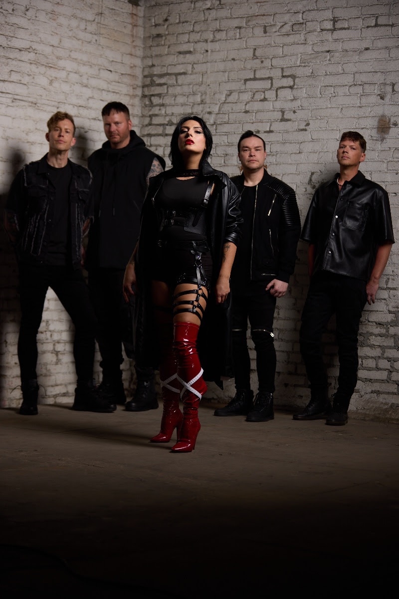 EVA UNDER FIRE ANNOUNCE NEW ALBUM ‘VILLAINOUS’