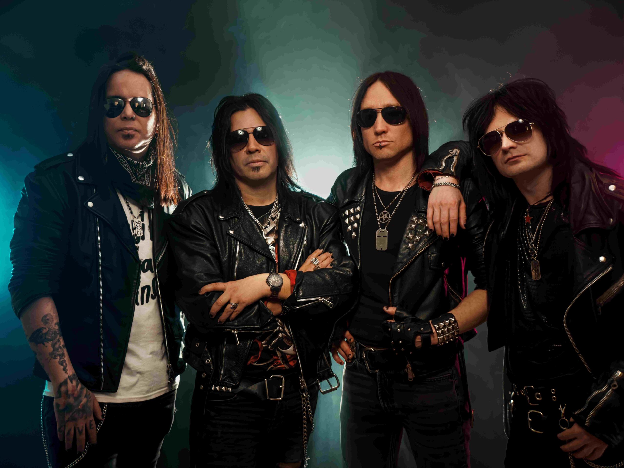 SMOKING SNAKES UNVEIL NEW ALBUM ‘ALL LIGHTS ON’